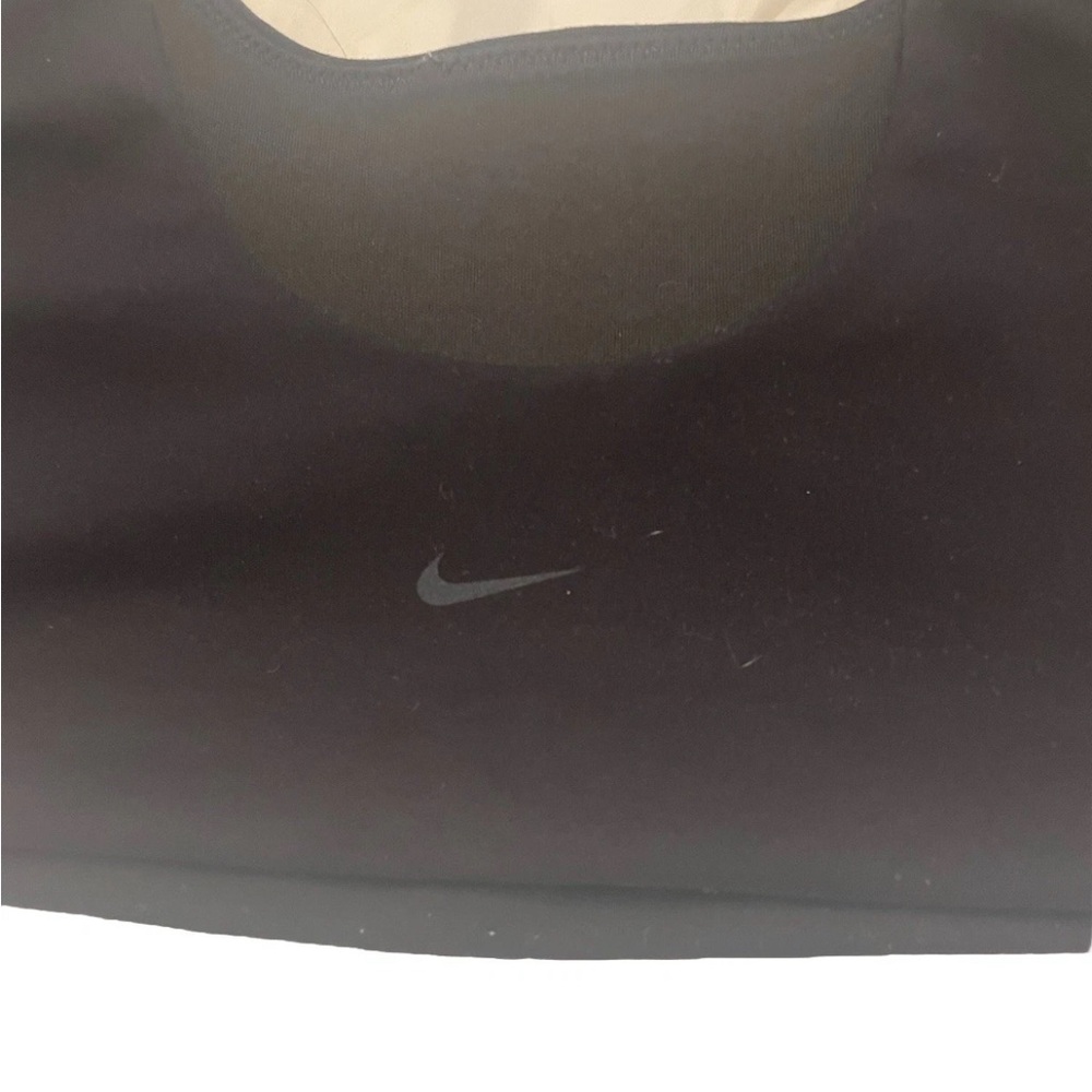 NWOT Nike Alate Medium Support Dry fit Sports Bra Size M in black - Picture 6 of 7